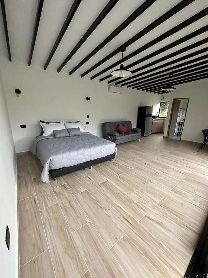 Glamping La Montanita Villa Medellín Colombia